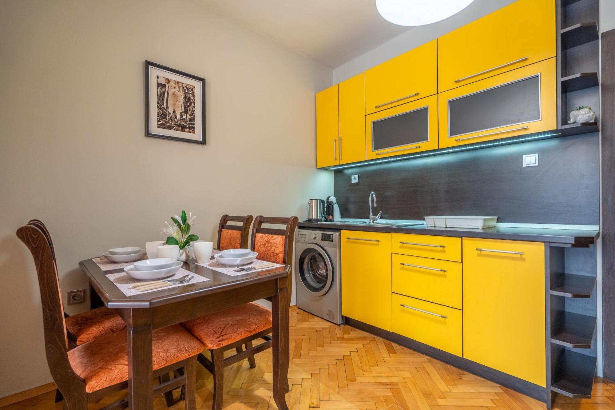 Pirotska 2-Bedroom 100M2 Apartment In Sofia Center Εξωτερικό φωτογραφία